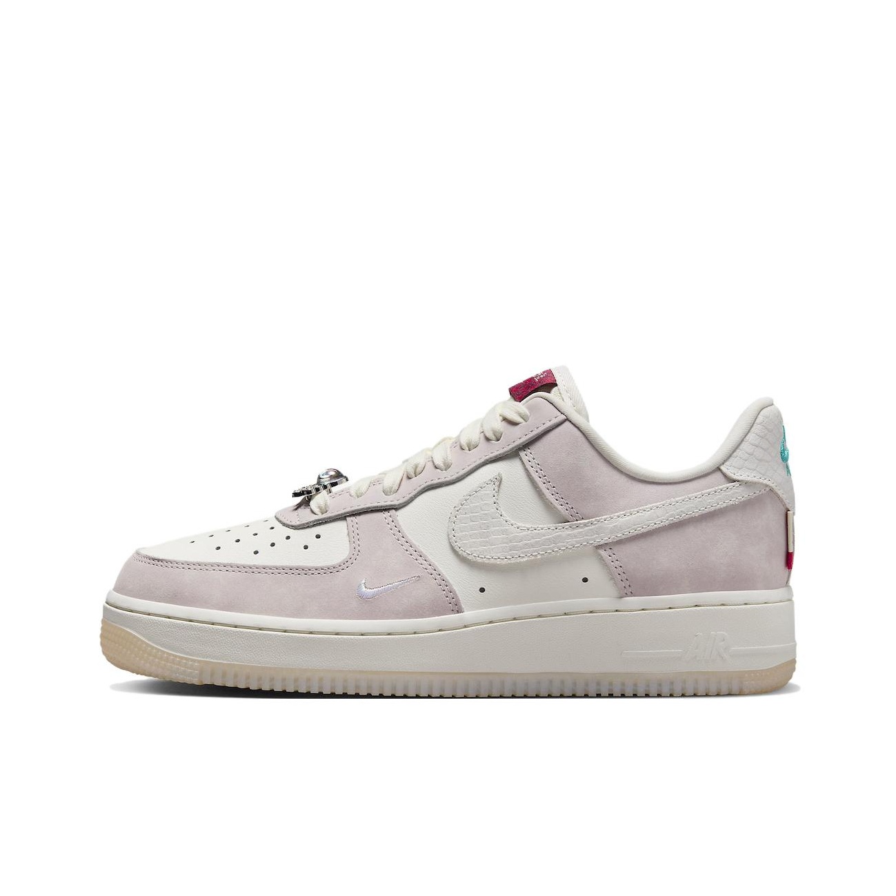 Nike Air Force 1 Low Top Scarp - Nike Shoes Air Force 1 recensione e prezzo