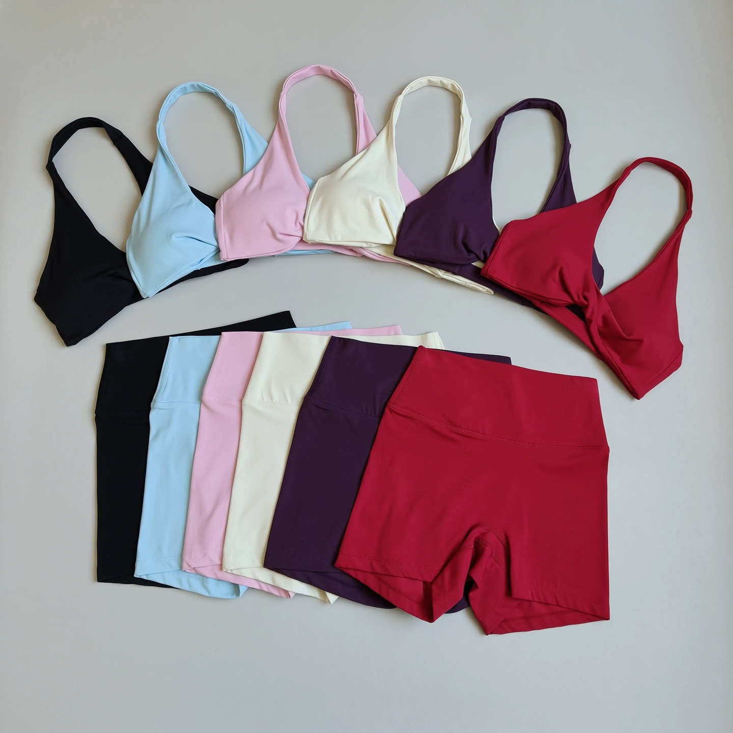 Completo da Yoga per Donna 2 P - Sports Bra Racerback recensione e prezzo